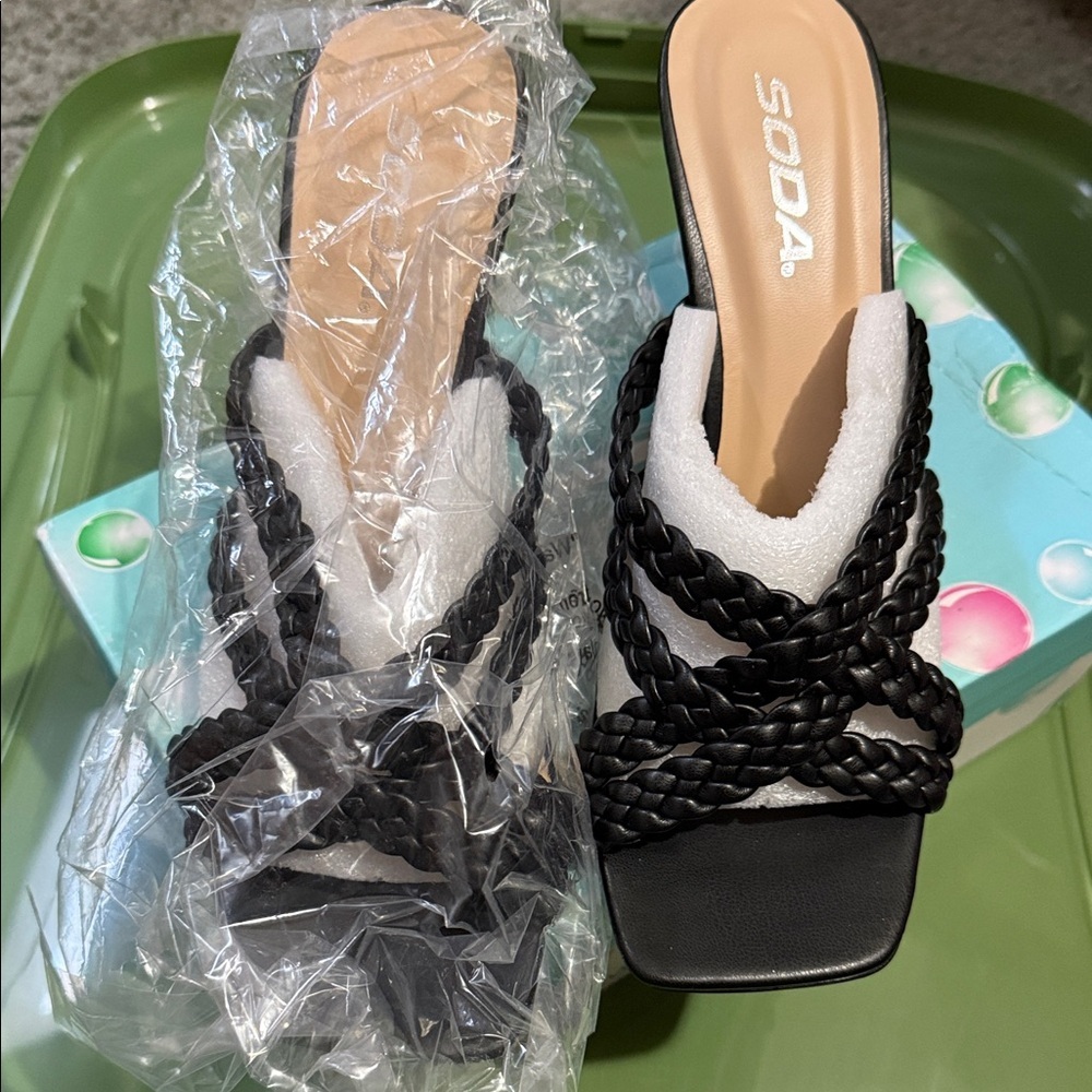 Soda Women's Black Braided Slide Sandals​